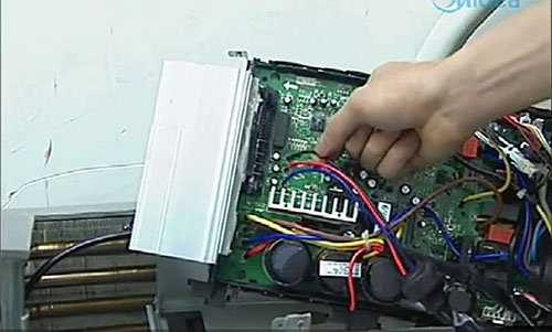 东兴美的空调电话是多少