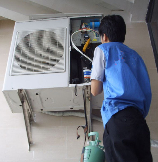 东兴空调开机无反应维修